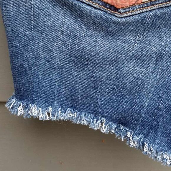 Maurices Upcycled Distressed Jean Shorts with British Flag Pocket Medium - Picture 7 of 13